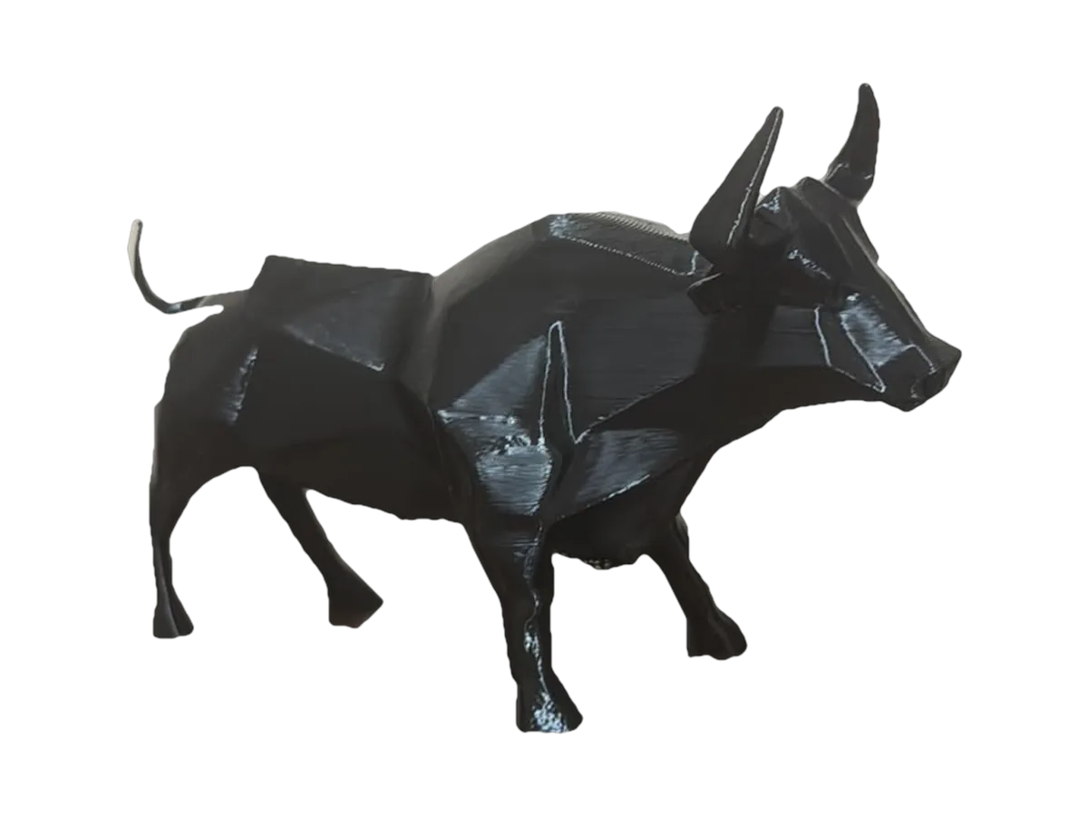 Figura de toro lowpoly de 10 cm